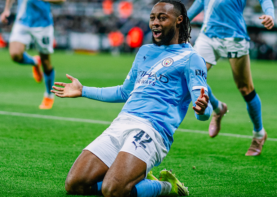 开云账号注册-半决赛首回合：曼城2-0卫冕冠军13场不败 塞梅尼奥加盟两场造3球